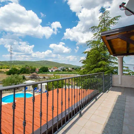 펜션 Anka By Interhome Dubrava (Sibenik-Knin)