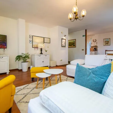 Vikendica Holiday Home Anka By Interhome Dubrava (Sibenik-Knin)